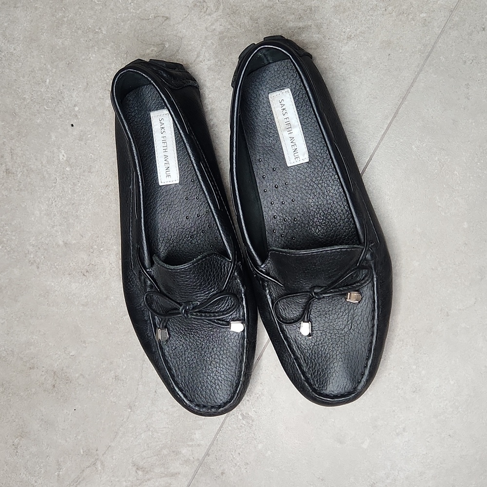 Saks Fifth Avenue Dark Navy Leather Loafers size 9